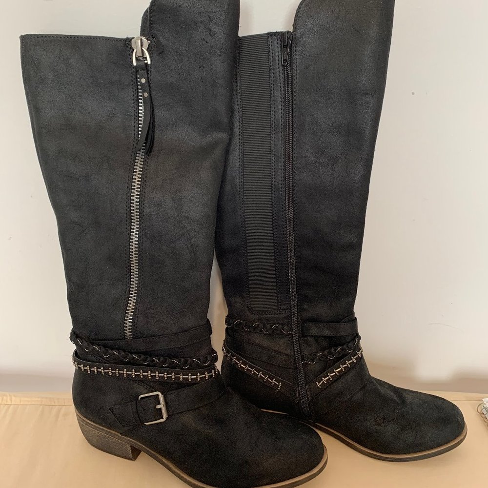 SO "ODETTA" RIDING BOOTS SIZE 8M
